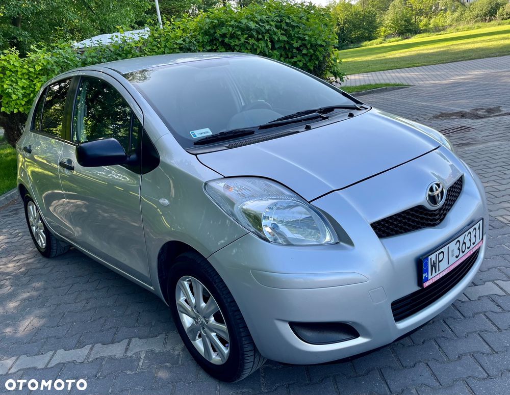 Toyota Yaris 1.0 Luna A/C - 17