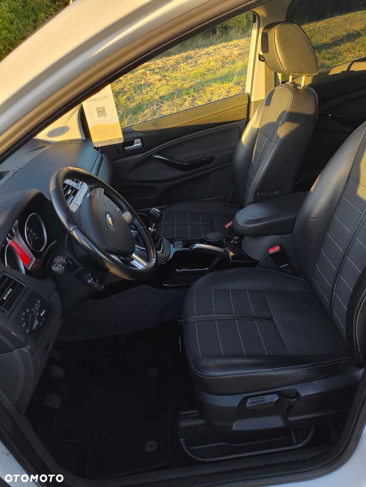 Ford Kuga 2.0 TDCi 4x4 Titanium - 9