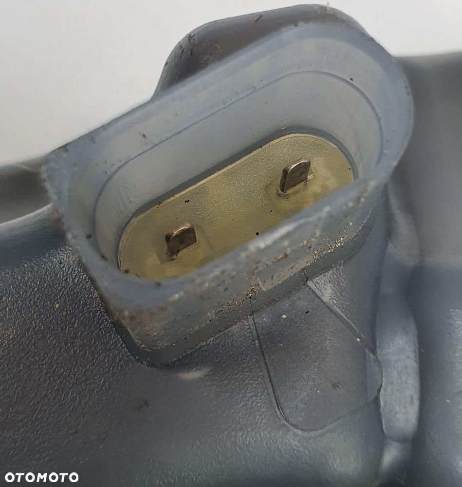 ZBIORNICZEK WYRÓWNAWCZY AUDI A4 B6 8E0121403 - 3