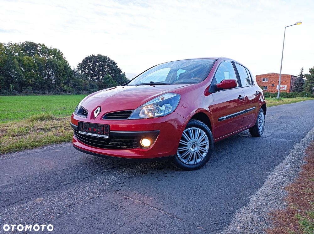 Renault Clio 1.2 16V 75 Dynamique - 24