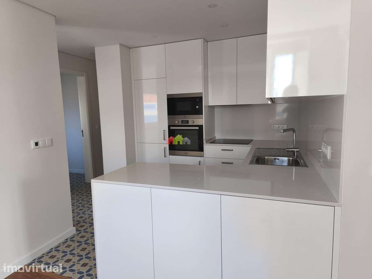 Apartamento T3-R/C remodelado, Montijo - Grande imagem: 4/27