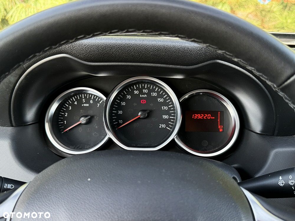 Dacia Duster 1.6 SCe Comfort - 28