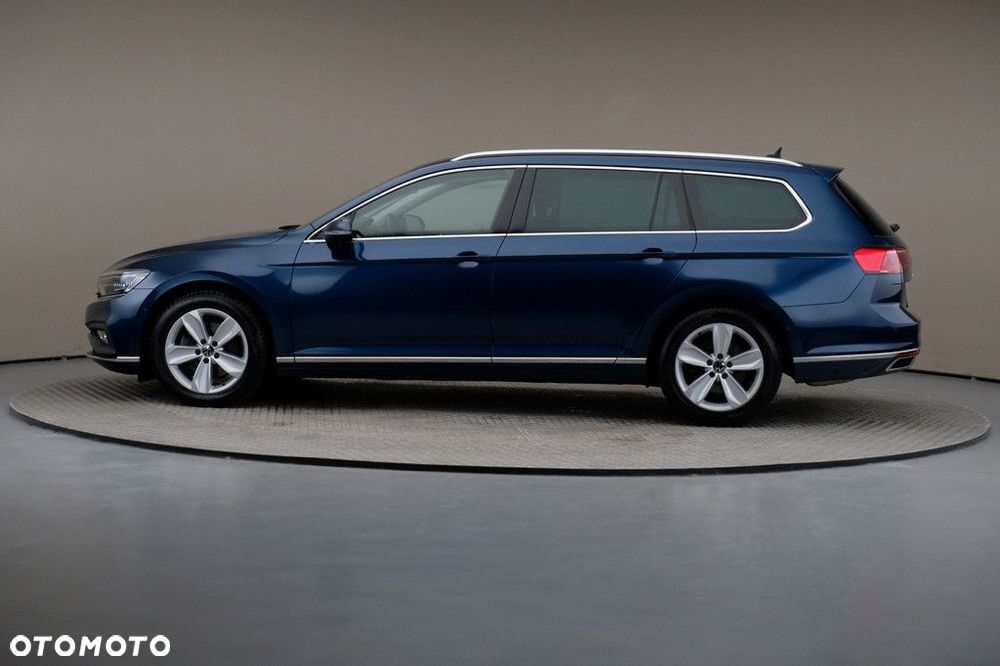 Volkswagen Passat Variant 2.0 TSI Elegance DSG - 4