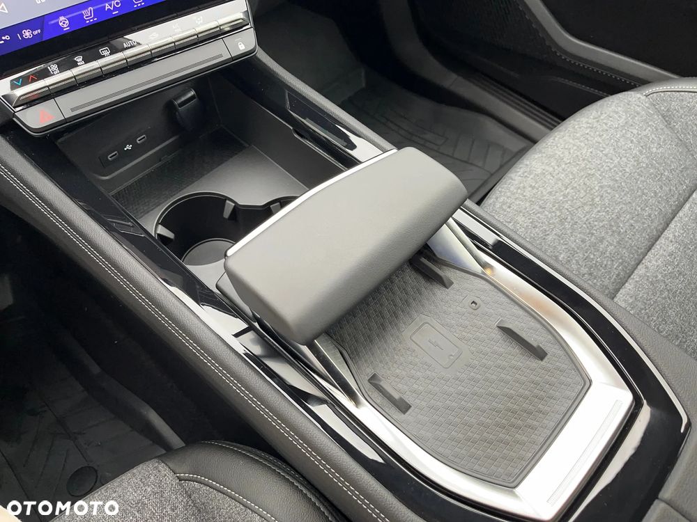 Renault Rafale 1.2 E-Tech Full Hybrid 200 Techno MMT - 13