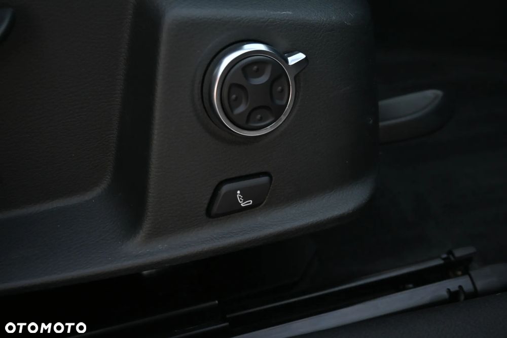 Audi A4 Avant - 30