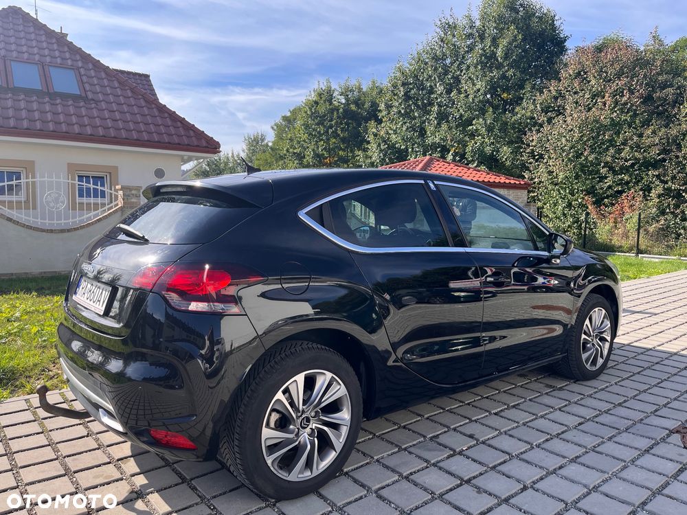 Citroën DS4 1.6 e-HDi SoChic MCP - 4