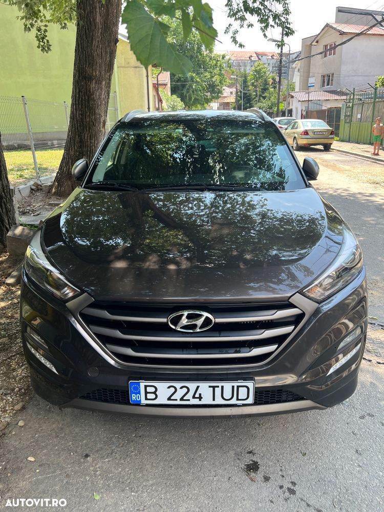 Hyundai Tucson 2.0 CRDI 4WD 6AT Style - 12