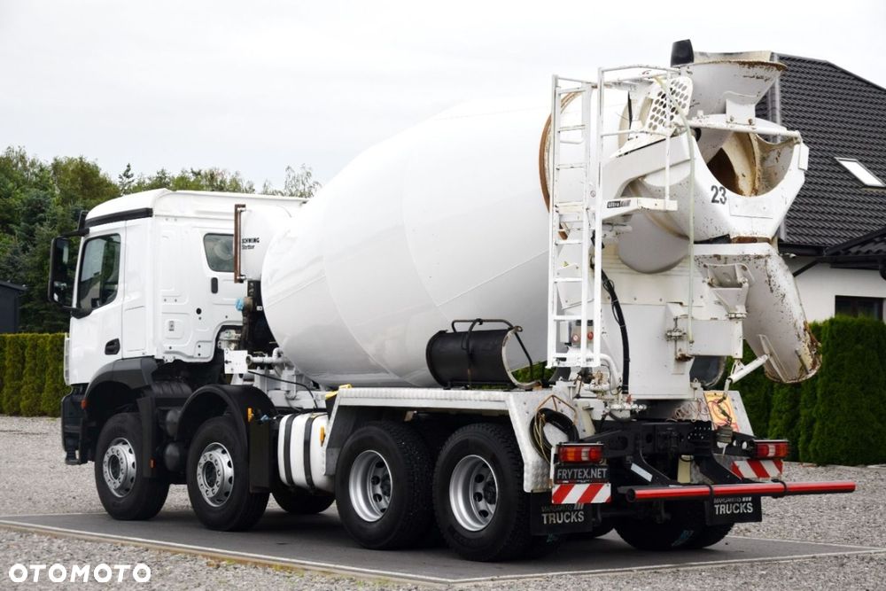 Mercedes-Benz Arocs 3243 - 7