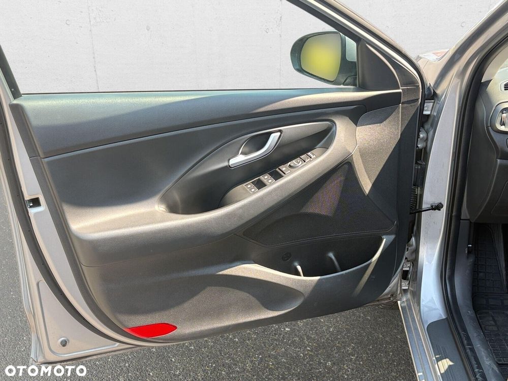 Hyundai i30 1.5 DPI Comfort - 10
