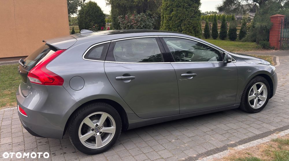 Volvo V40 D2 Drive-E Ocean Race - 14