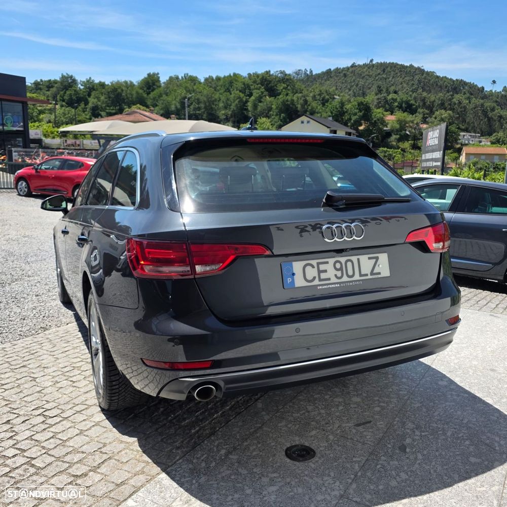 Audi A4 Avant 2.0 TDI Design - 17