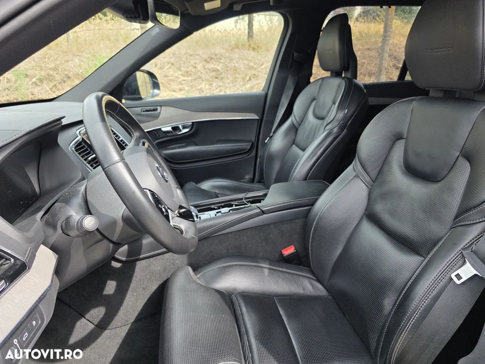 Volvo XC 90 - 8
