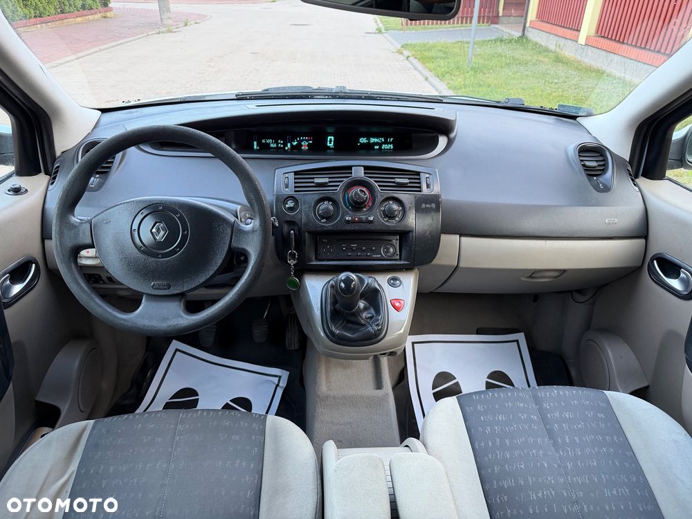 Renault Scenic 1.6 Confort Expression - 19