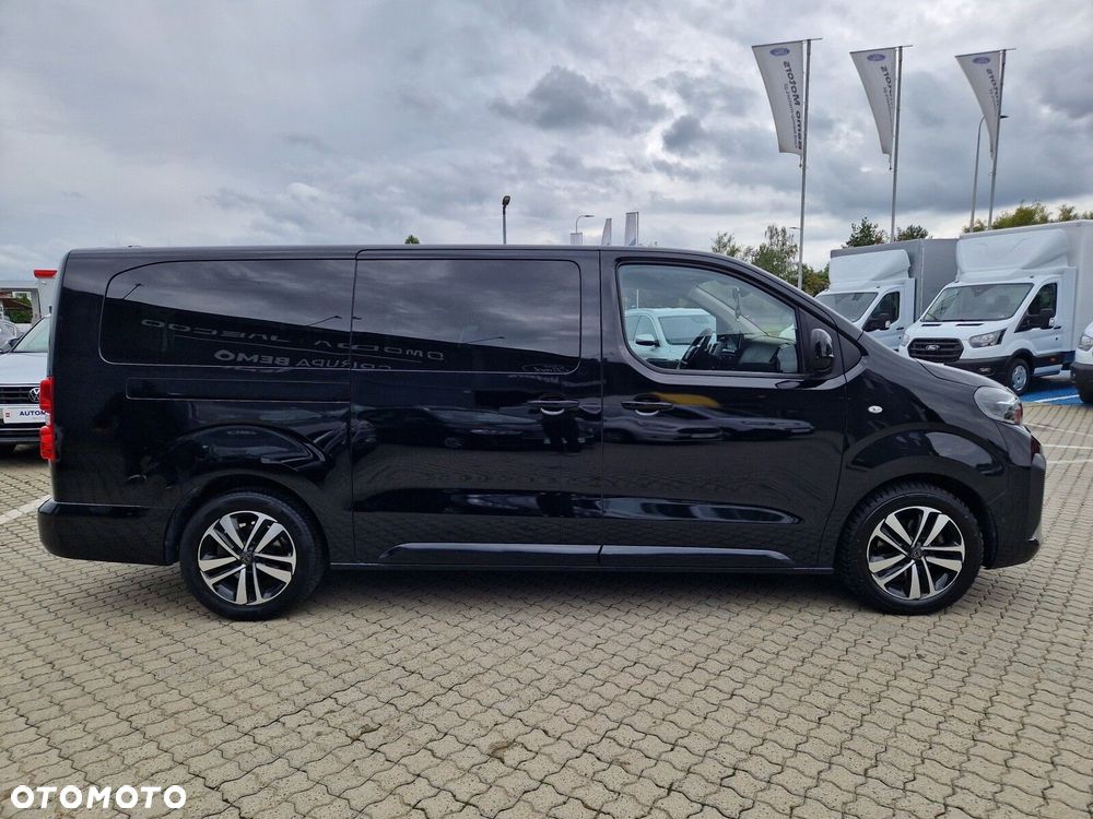 Peugeot Traveller 2.0 BlueHDi Long Business EAT8 - 11