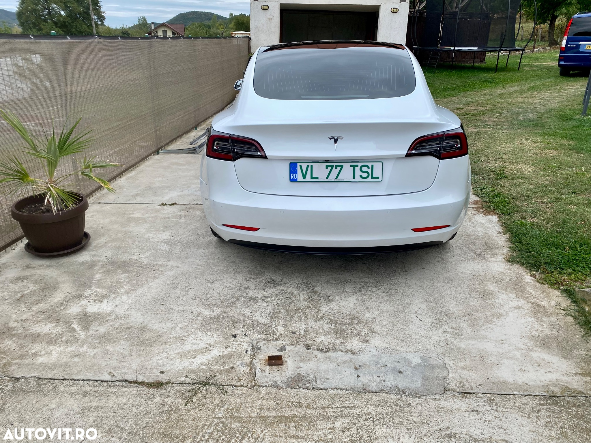 Tesla Model 3 Standard Reichweite Plus Hinterradantrieb - 2