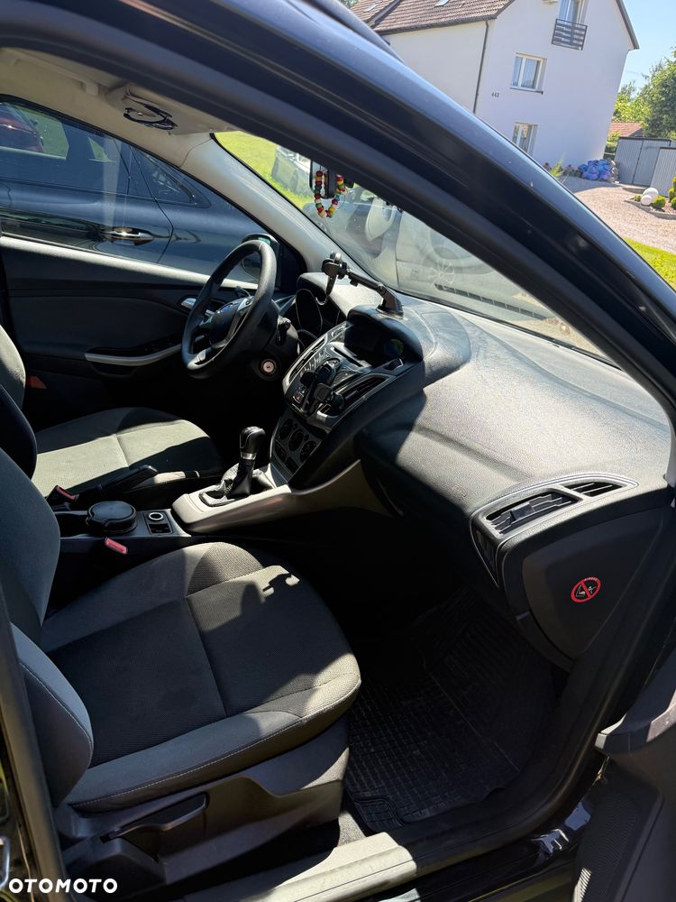 Ford Focus 1.6 Ambiente - 13