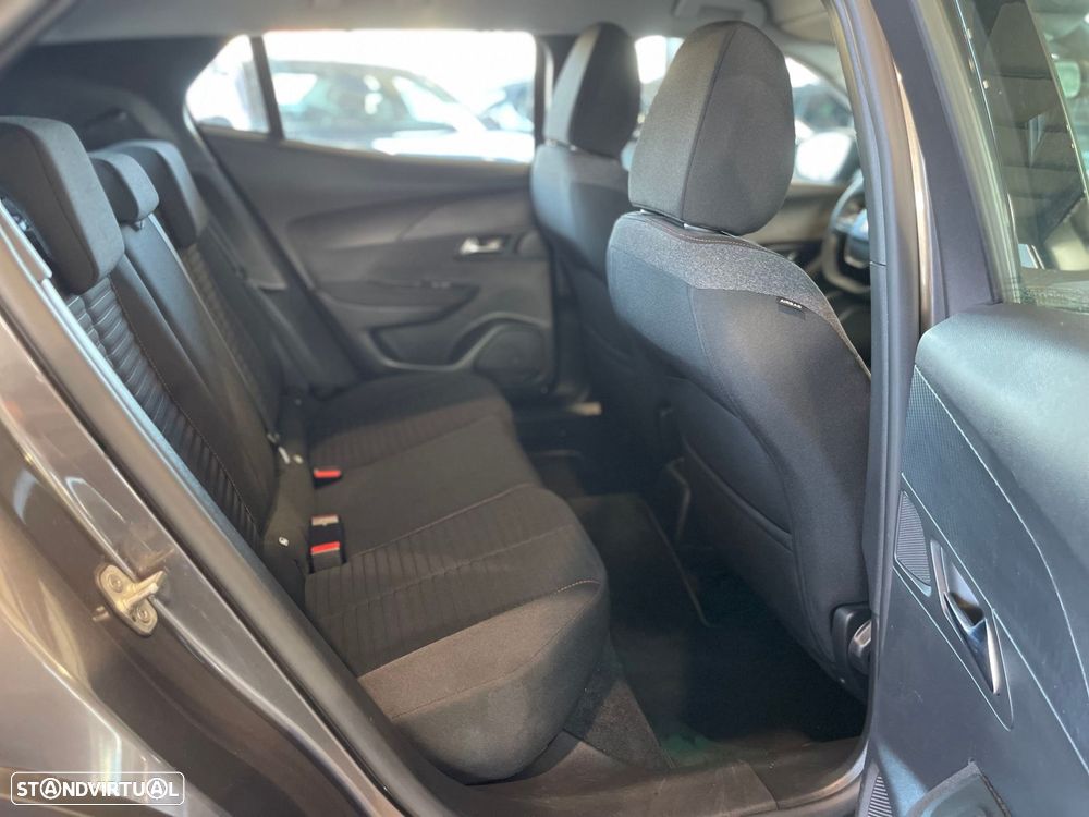 Peugeot 2008 1.2 PureTech Active - 24
