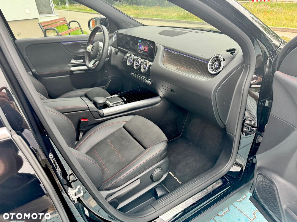 Mercedes-Benz GLA 200 AMG Line - 13