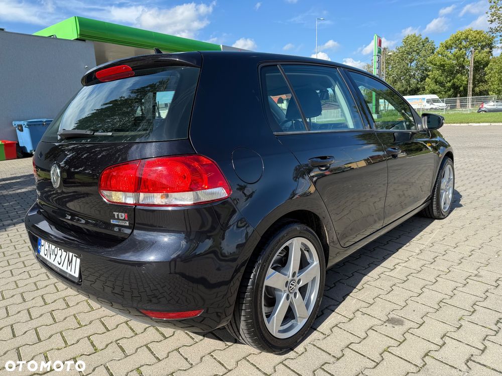 Volkswagen Golf 1.6 TDI DPF BlueMotion Technology MATCH - 29