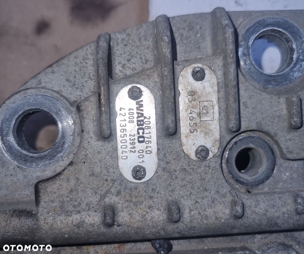 Wybierak skrzyni biegów renault magnum premium wabco 4213650040, 4213650020 - 4