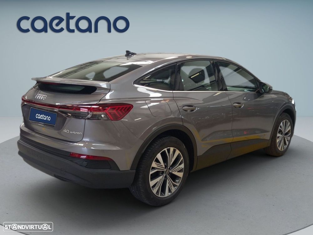 Audi Q4 Sportback e-tron 40 63 kWh SE Business - 4