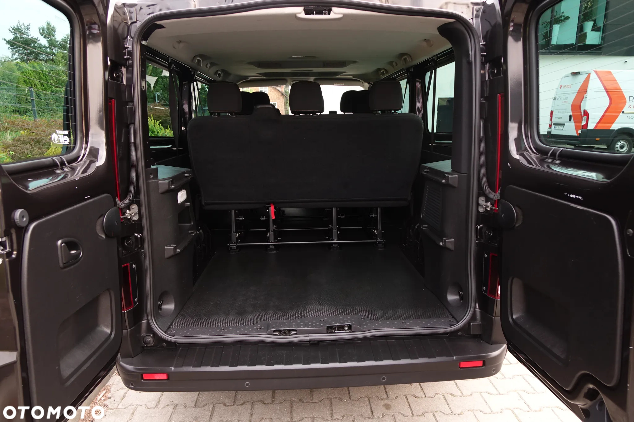 Renault Trafic Grand Passenger 3,0t Business - 17