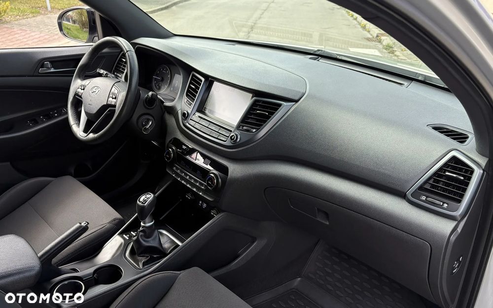 Hyundai Tucson blue 1.6 GDi 2WD Passion - 17