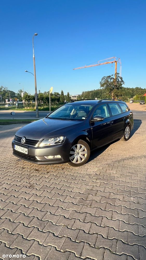 Volkswagen Passat 1.6 TDI Comfortline - 6