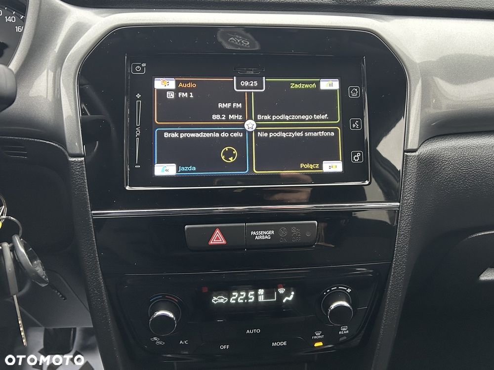 Suzuki Vitara 1.6 Premium 2WD - 17