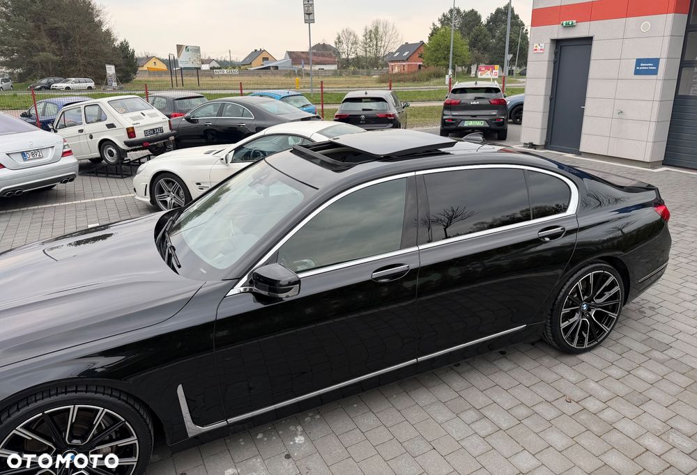 BMW Seria 7 740Li - 12