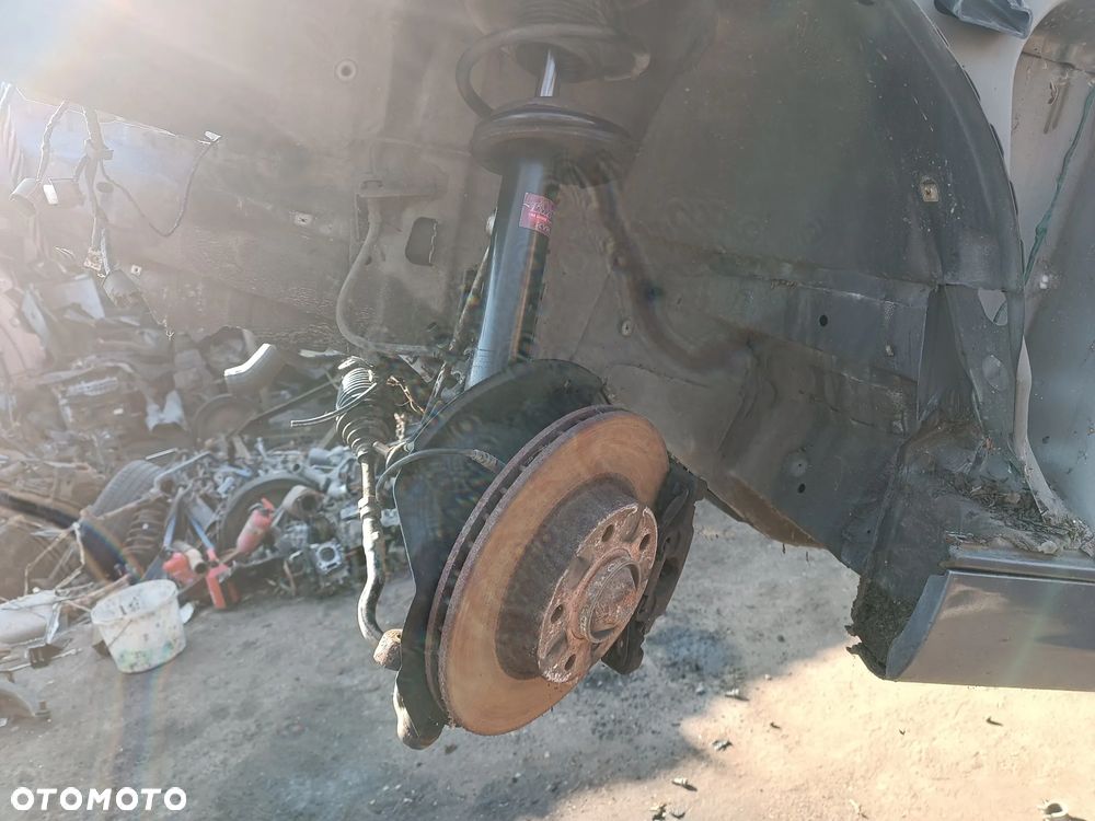 BMW E46 sedan kombi wszystkie części Szybka wysyłka - 18