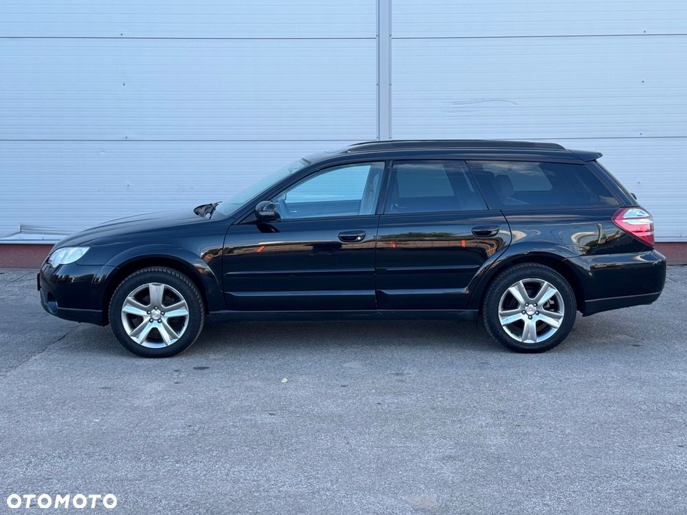 Subaru Outback 2.5RC NAV - 2