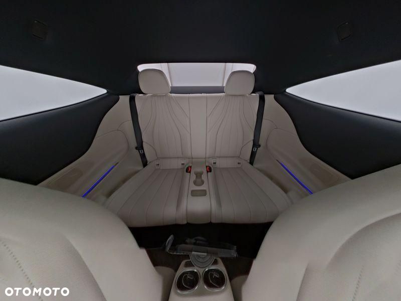 Mercedes-Benz CLE - 8