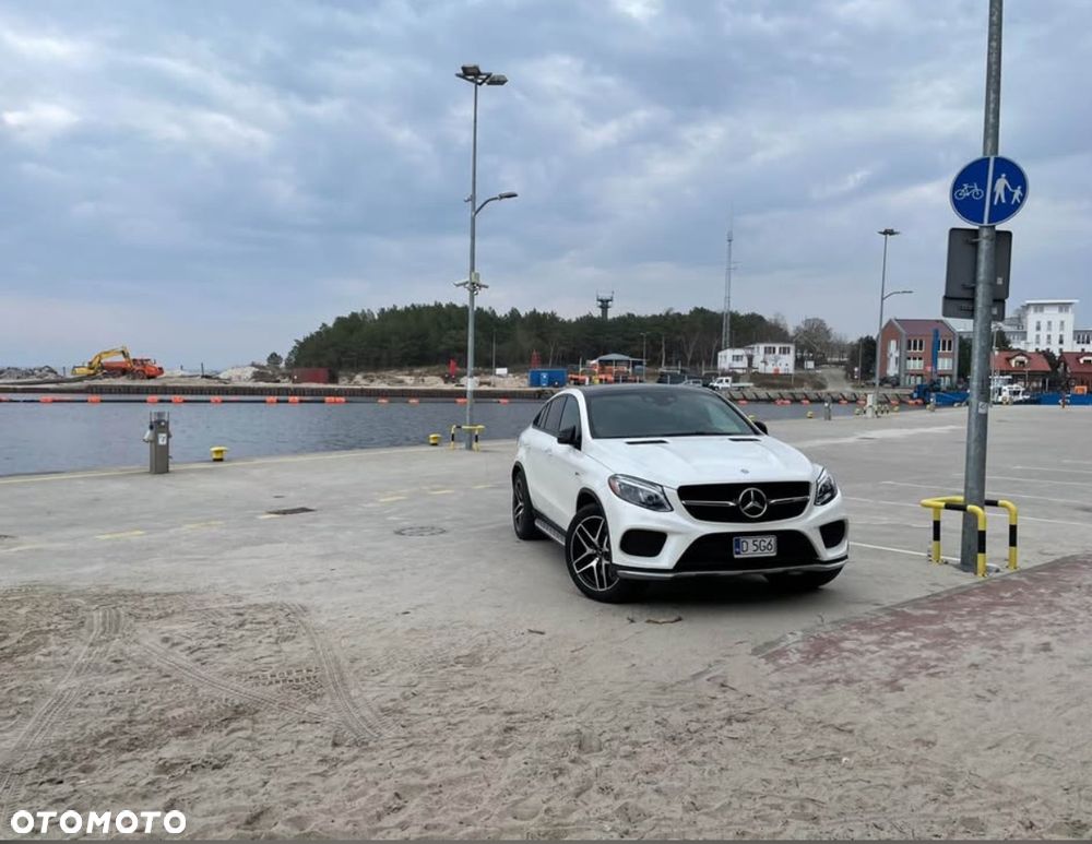 Mercedes-Benz GLE 450 AMG 4-Matic - 1
