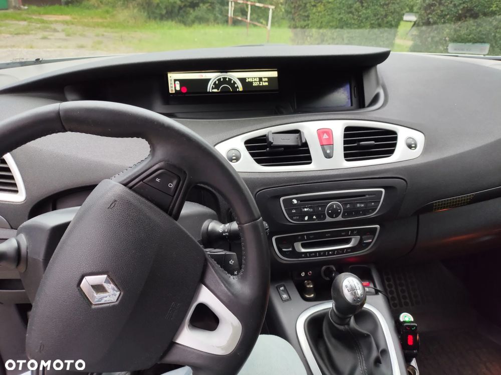 Renault Grand Scenic Gr 1.4 16V TCE Privilege - 8