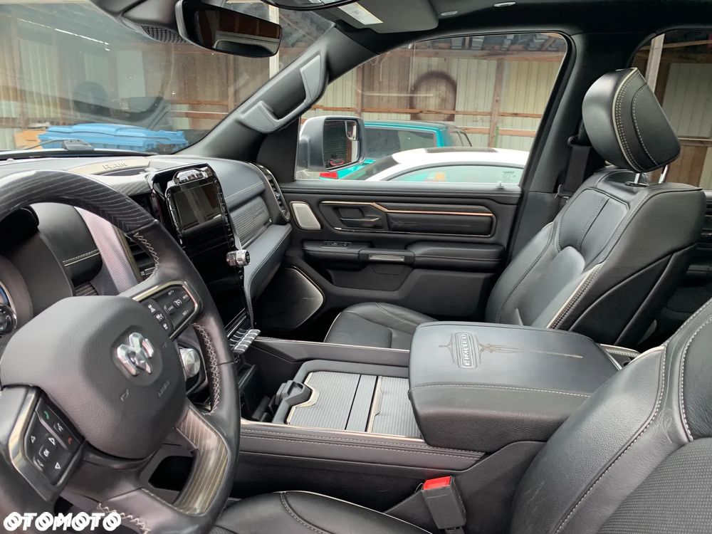 RAM 1500 5.7 Crew Cab Limited - 8