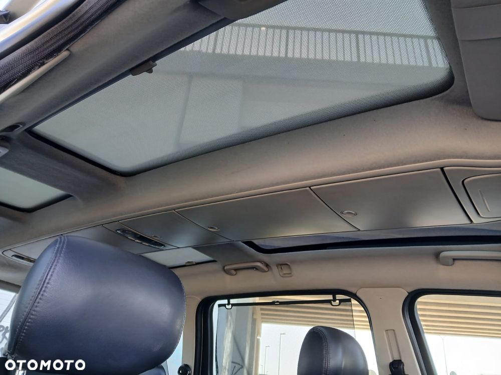 Ford Galaxy 2.0 TDCi Ghia - 14