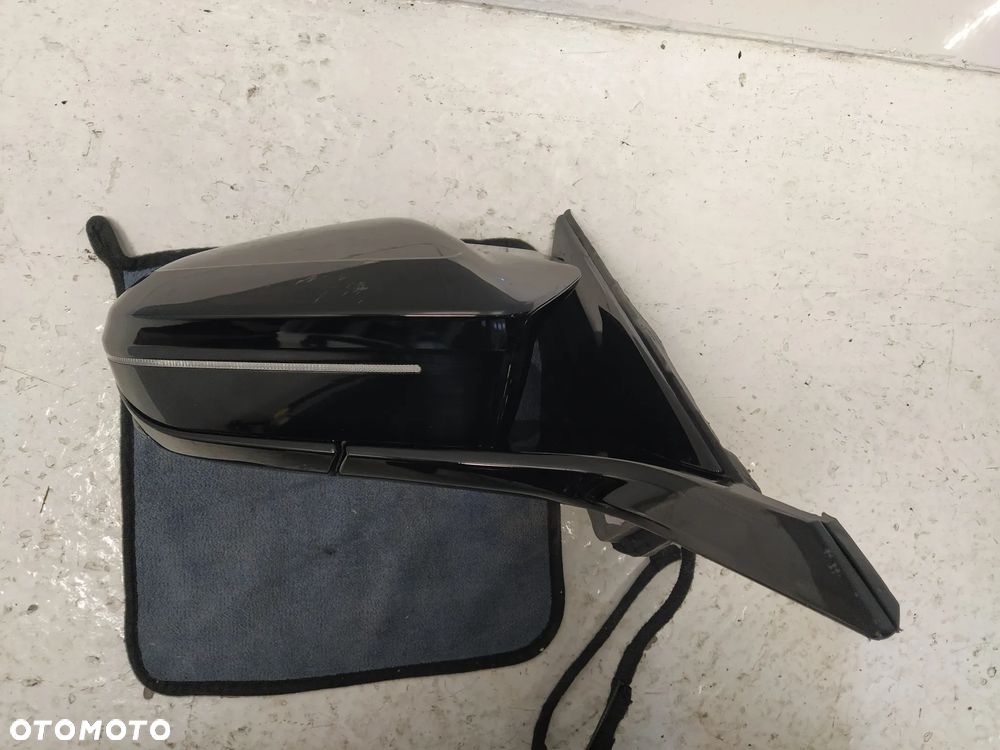 BMW 7 G70 M-POWER LUSTERKO ZEWNĘTRZNE PRAWE ASFERYCZNE ASYSTENT FOTOCHROM KAMERA 9+8+1 PIN KOMPLETNE UK ORYGINAŁ - 12