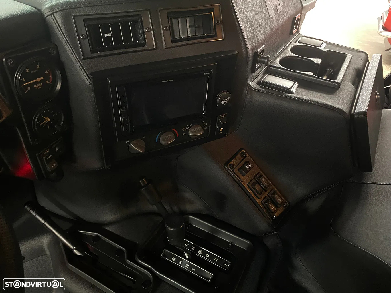 Hummer H1 Station Wagon Turbodiesel 6.5 V8 Custom - 35