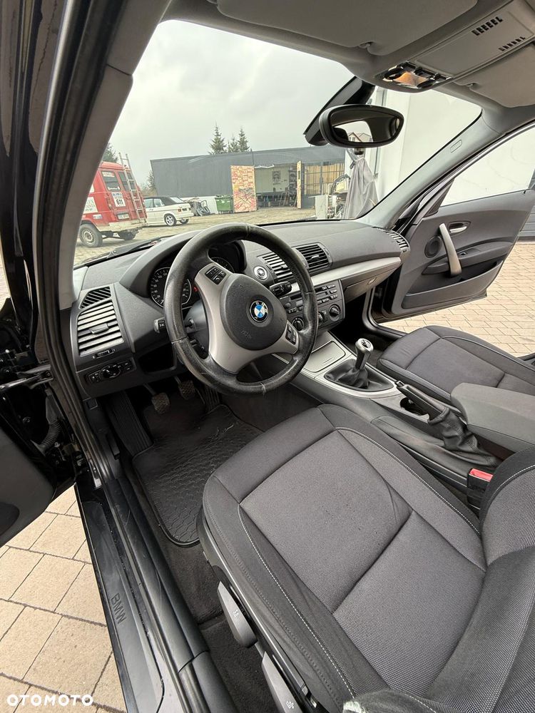 BMW Seria 1 - 10
