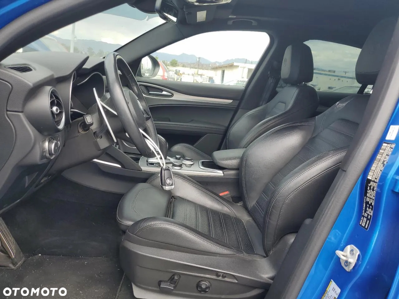 Alfa Romeo Stelvio 2.0 Turbo 16V AT8-Q4 Veloce Ti - 6