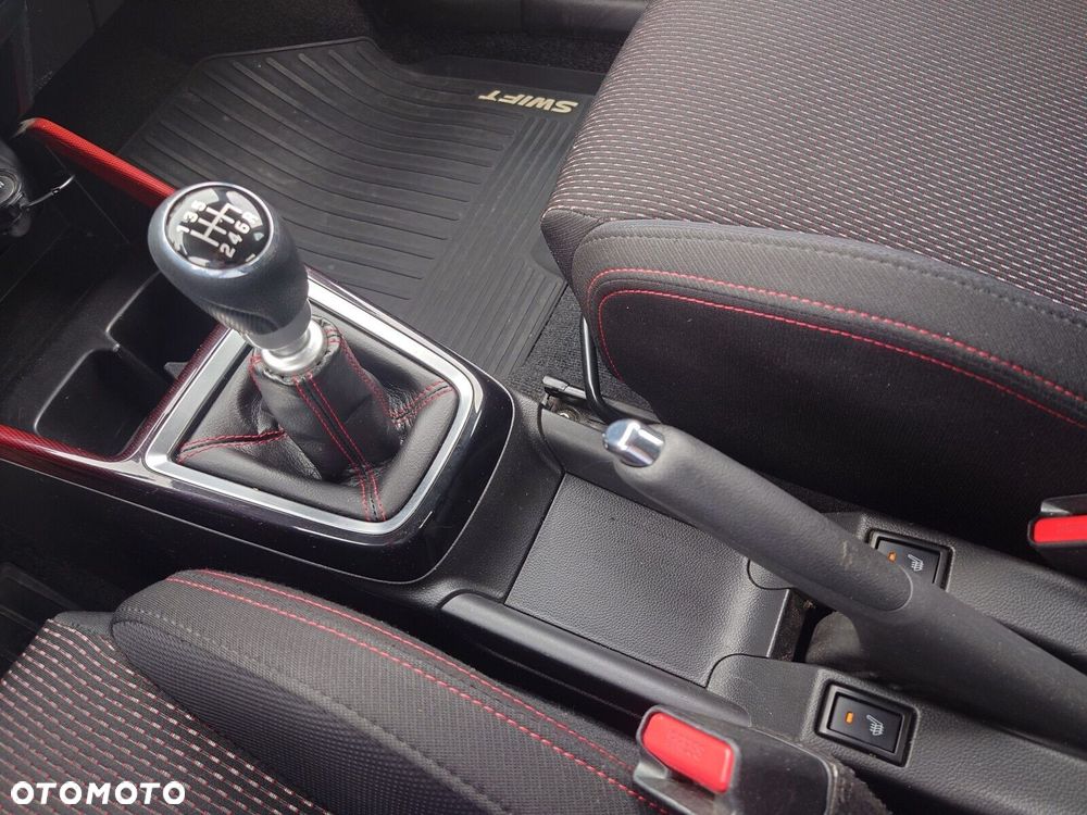 Suzuki Swift - 17