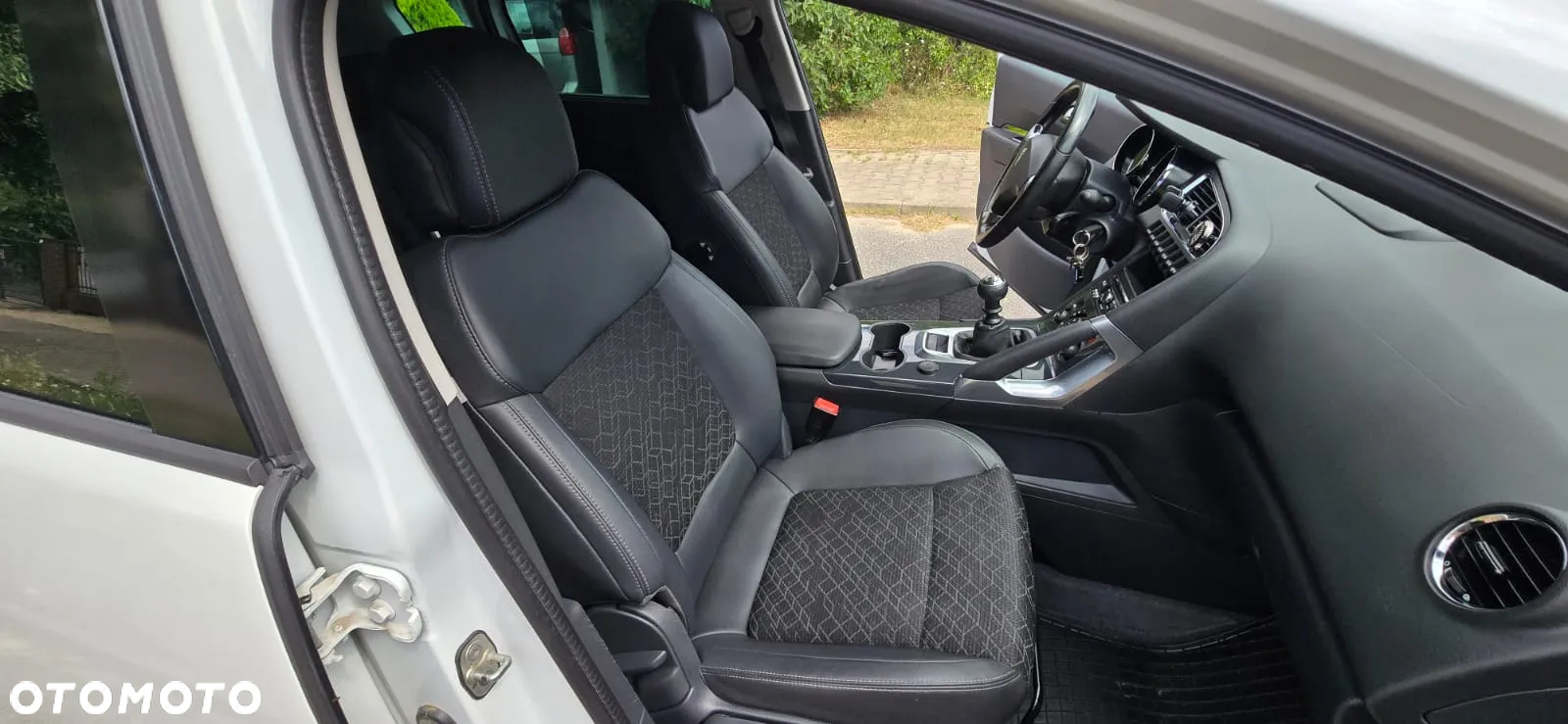 Peugeot 3008 - 12