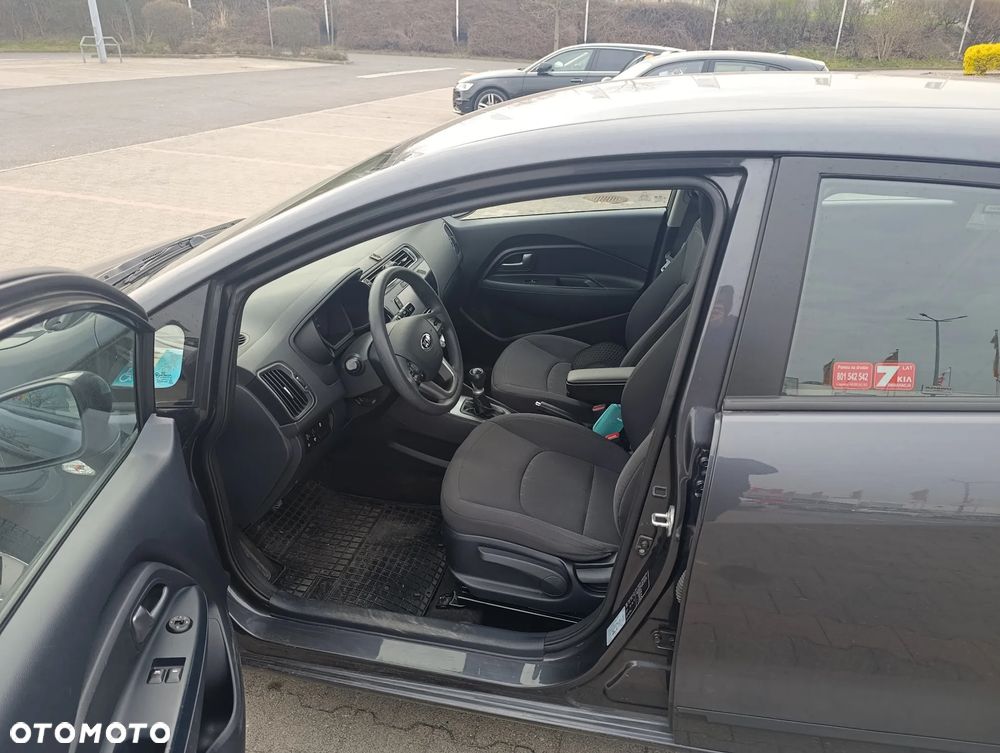 Kia Rio 1.2 Business Line - 5