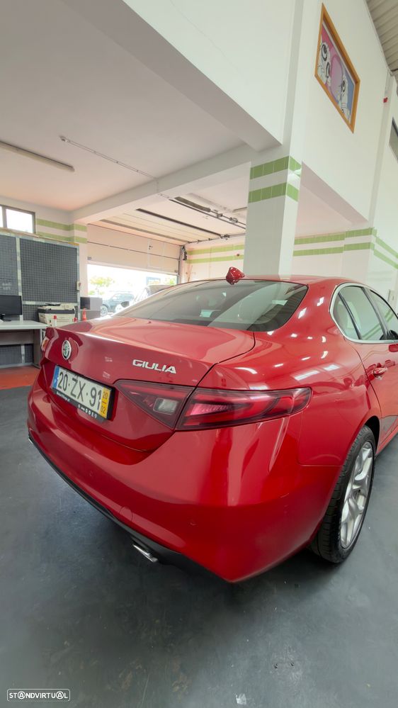 Alfa Romeo Giulia 2.2 D Sprint AT8 - 21