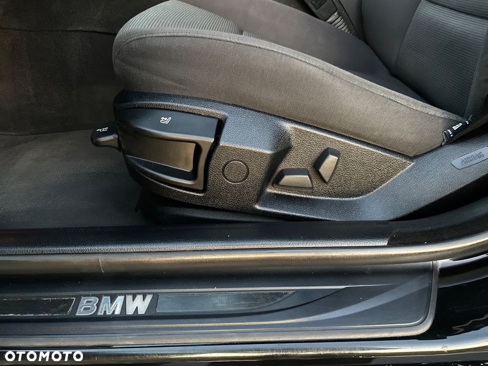 BMW Seria 5 - 11