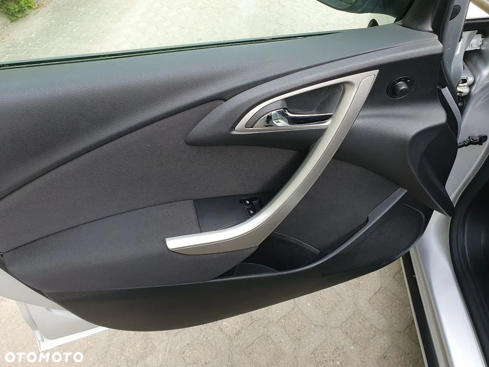 Opel Astra 1.4 Turbo - 19