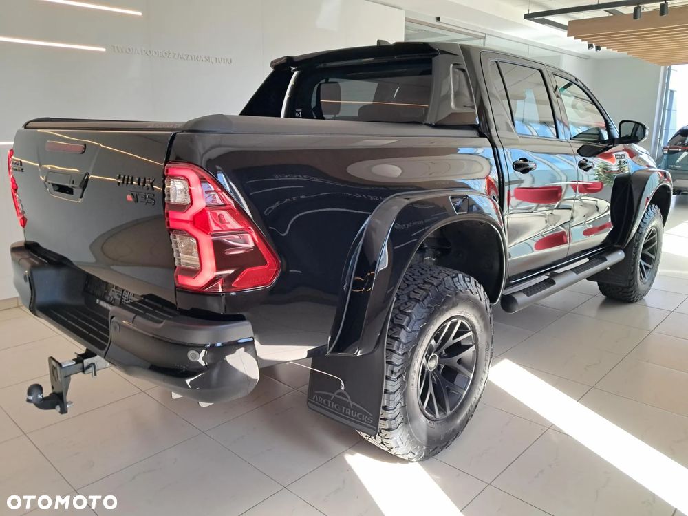 Toyota Hilux 2.8 D-4D Double Cab SR5+ 4x4 - 23
