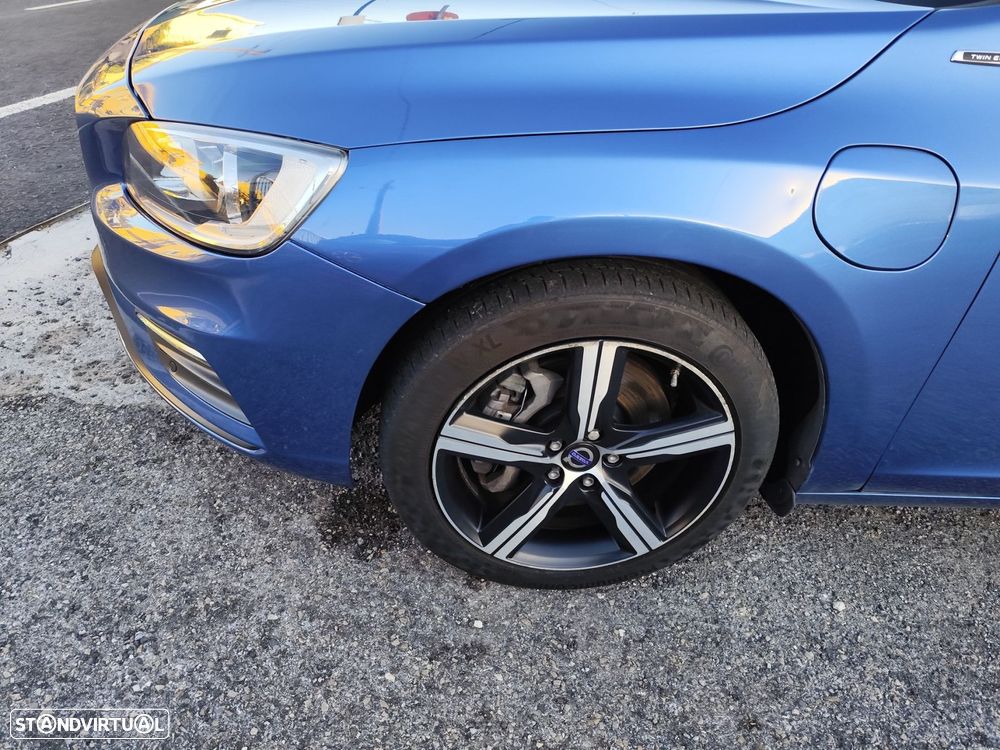 Volvo V60 2.4 D6 R-Design AWD Phev - 5