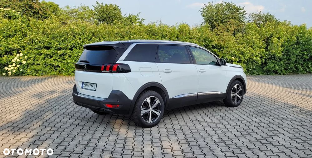 Peugeot 5008 Allure - 10